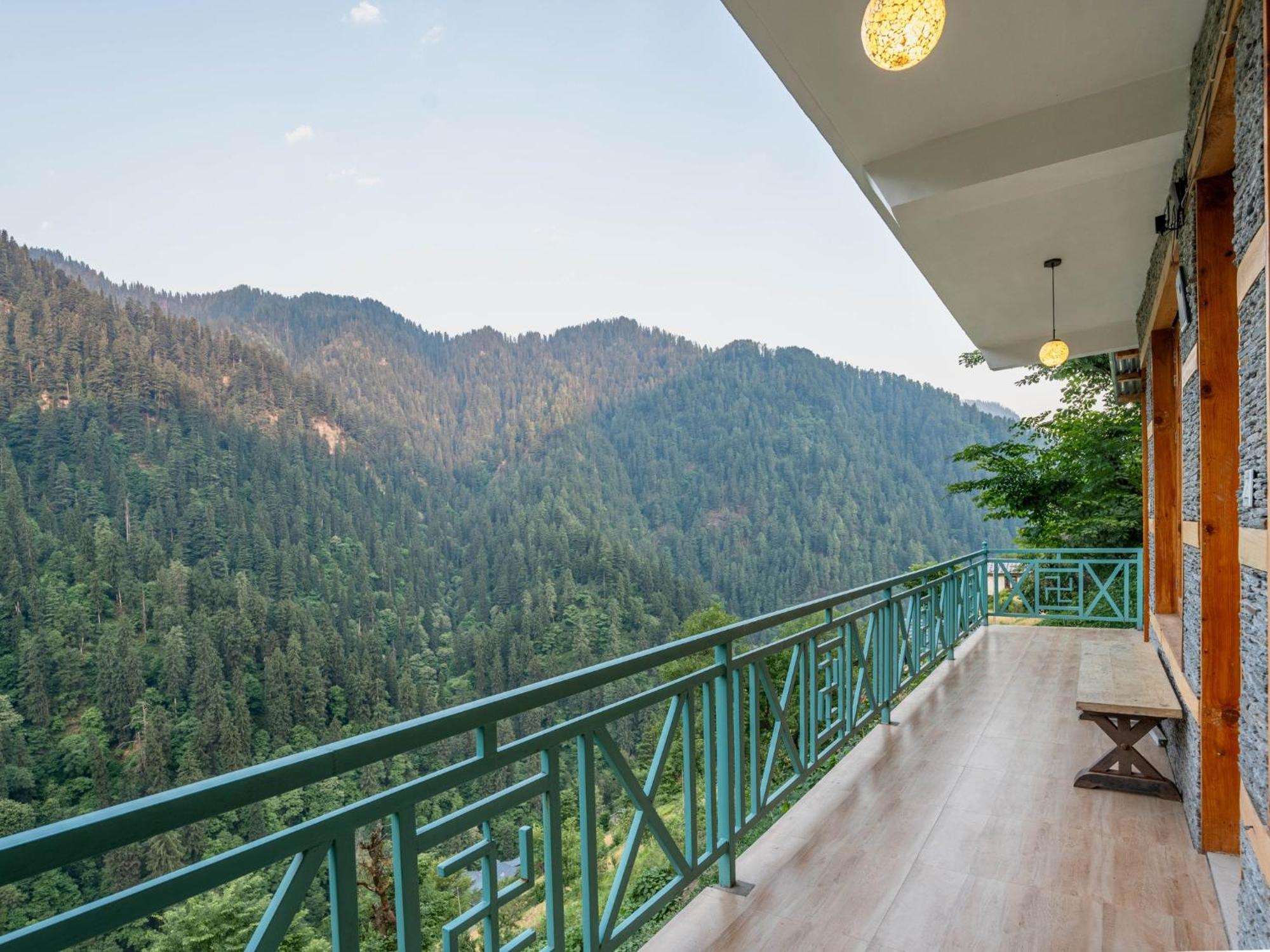 Moustache Shoja, Jibhi Hostel Exterior photo
